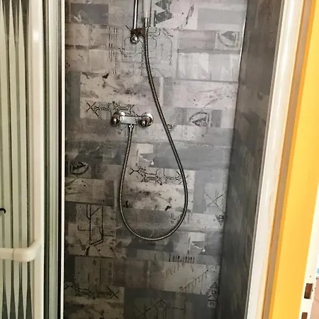 Rue De L'esplanade Διαμέρισμα *